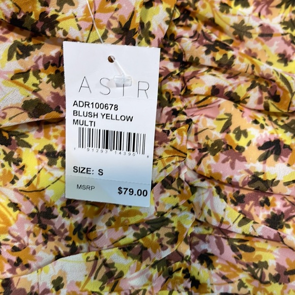 ASTR DRESS - Picture 6 of 6